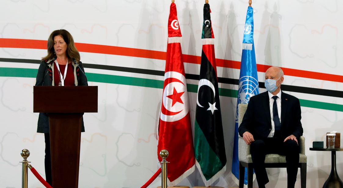 ستيفاني وليامز  والرئيس التونسي