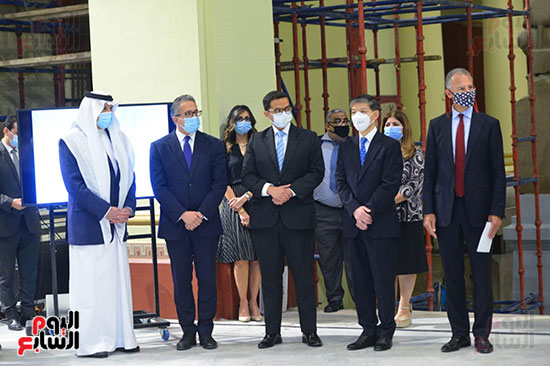 وزير السياحة والآثار يصل المتحف المصرى لافتتاح معرض الخبيئة (29)