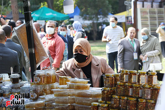 مهرجان العسل المصرى بحديقة الأورمان (18)