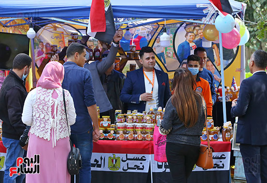 مهرجان العسل المصرى بحديقة الأورمان (14)