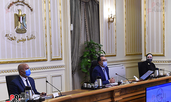 رئيس الوزراء يناقش مقترحات تسهيل حركة البضائع بين مصر ودول أفريقيا (2)