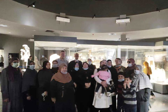 طلاب-ومثقفون-وكبار-سن-وأطافل-في-زيارات-متكررة-لمتحف-كفر-الشيخ-القومي--(7)
