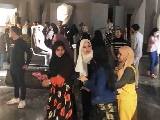 طلاب-ومثقفون-وكبار-سن-وأطافل-في-زيارات-متكررة-لمتحف-كفر-الشيخ-القومي--(13)