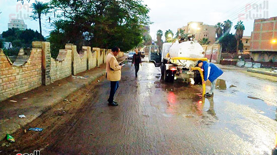شفط مياه الأمطار من الشوارع (2)