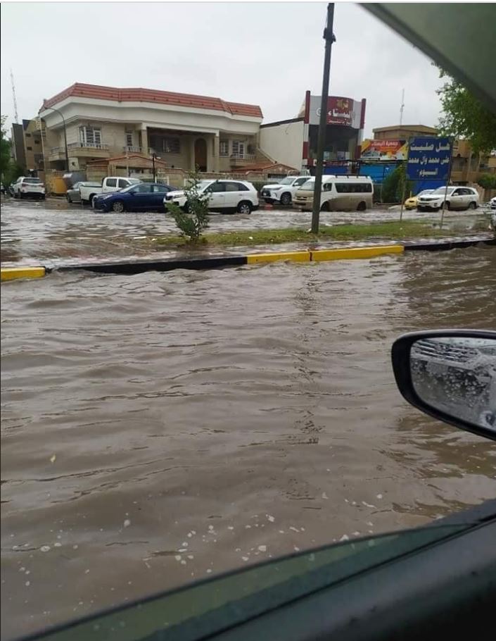 غرق شوارع العراق بمياه الأمطار