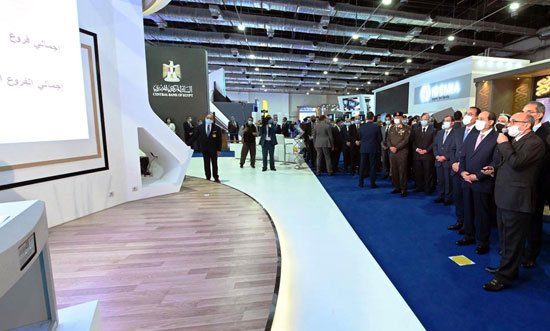 الرئيس السيسى يفتتح معرض ومؤتمر النقل الذكي للشرق الأوسط وأفريقيا (5)
