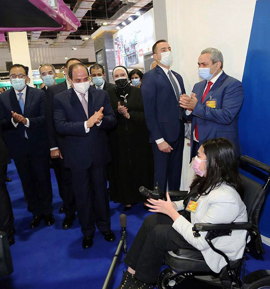 الرئيس السيسى يفتتح معرض ومؤتمر النقل الذكي للشرق الأوسط وأفريقيا (2)