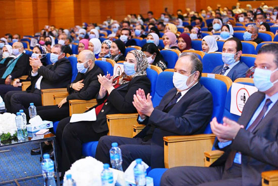 حفل تخرج الدفعة الثالثة من كلية التربية بجامعة مصر للعلوم والتكنولوجيا (1)