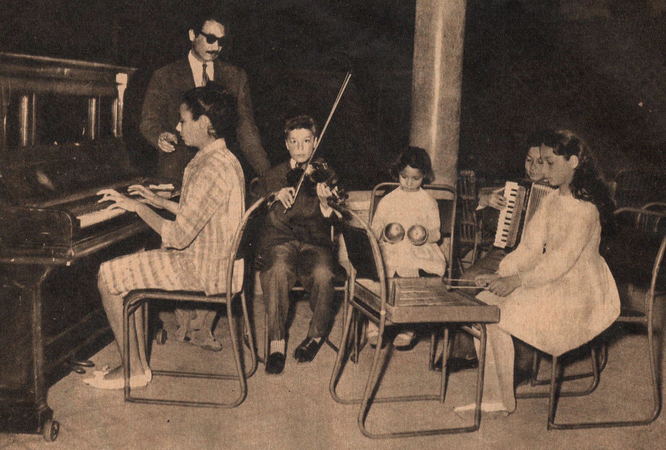 تدريبات الموسيقى بنادي البنك الأهلي المصري في- 1964 