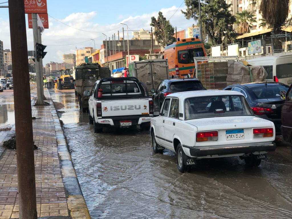 الامطار بشوارع الإسكندرية