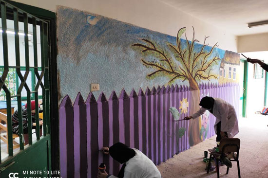 إبداع طلبة كلية التربية النوعية يزين جدران محافظة كفر الشيخ (13)