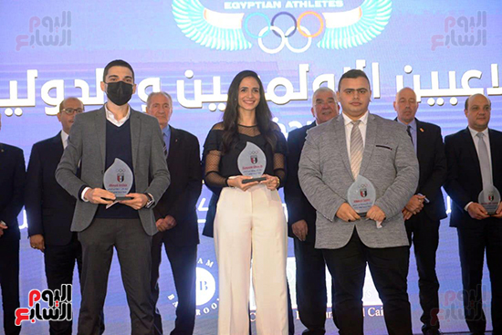 توزيع الجوائز للمنتدى الاول للاعبين الدولين والمصرين  (35)