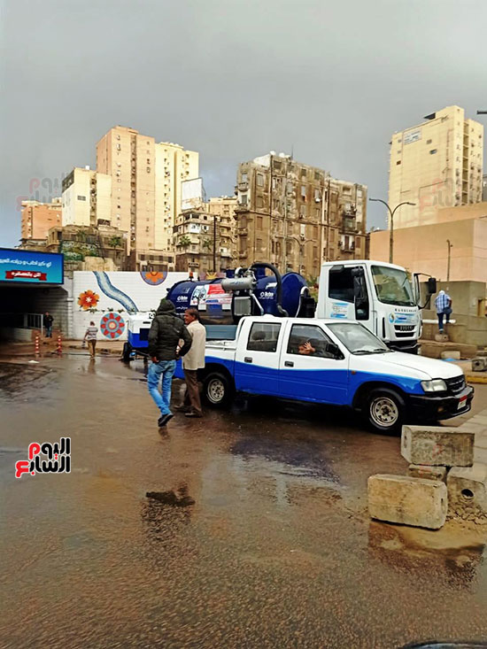 حالة-من-الطقس-المتقلب-والسيئ-حول-مصر-وأمطار-بالمحافظات--(10)