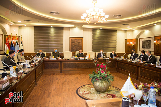 اجتماع محافظ كفر الشيخ (3)
