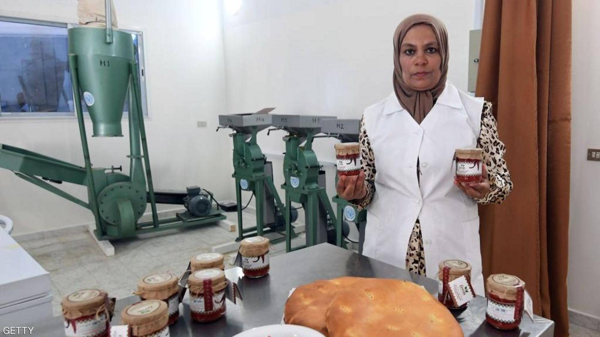 تصنيع الهريسه التونسية