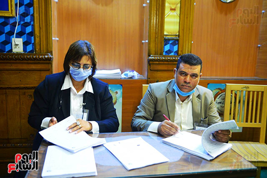 إقبال على مدرسة مصطفى يسرى عميرة في مصر الجديدة للتصويت بانتخابات النواب (6)