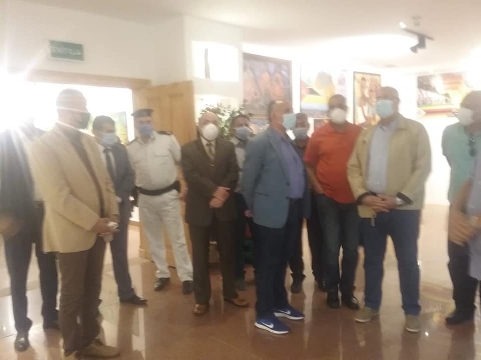 وزير الرى خلال الجولة