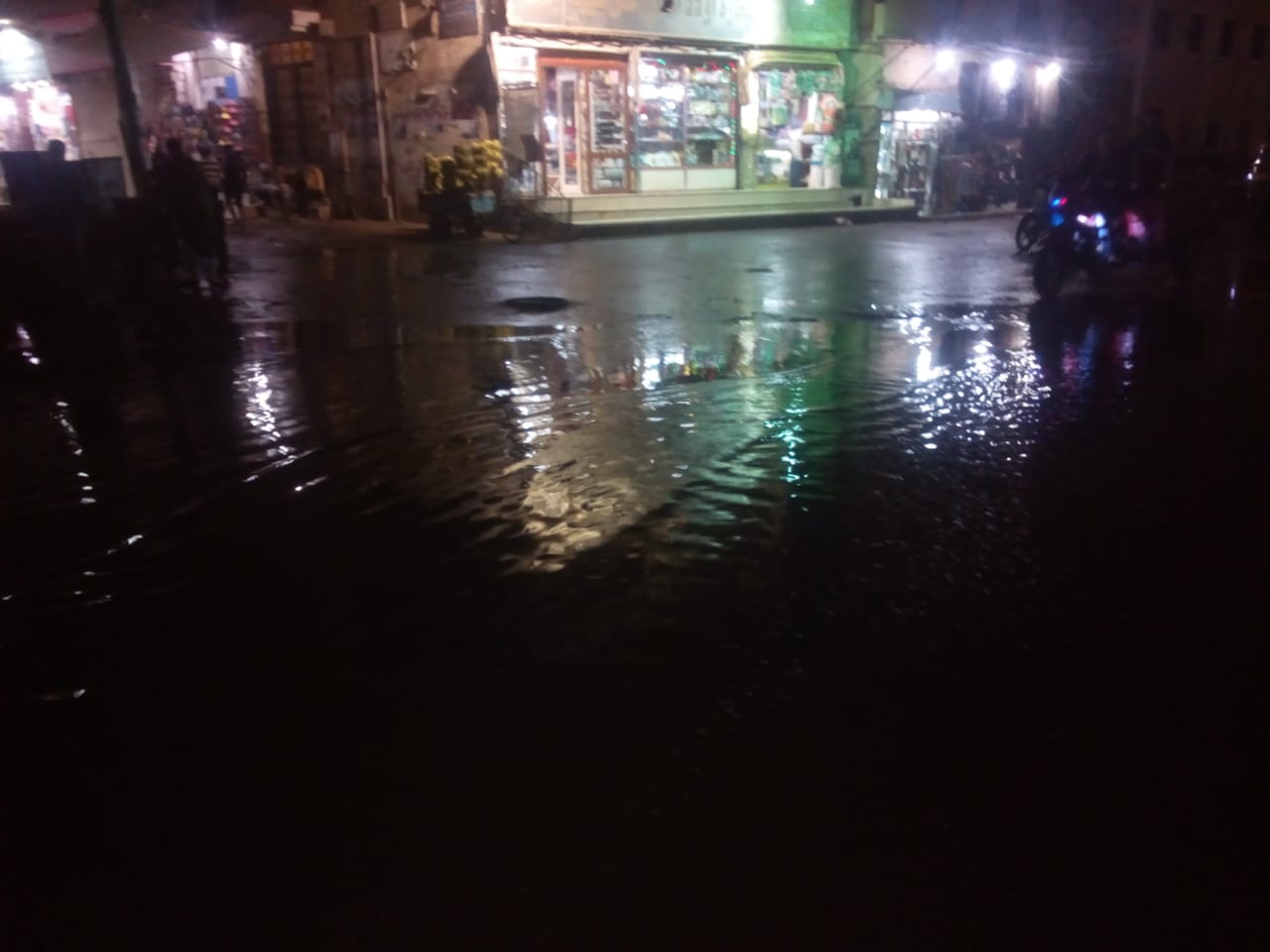 شفط الأمطار من شوارع الجيزة  (8)