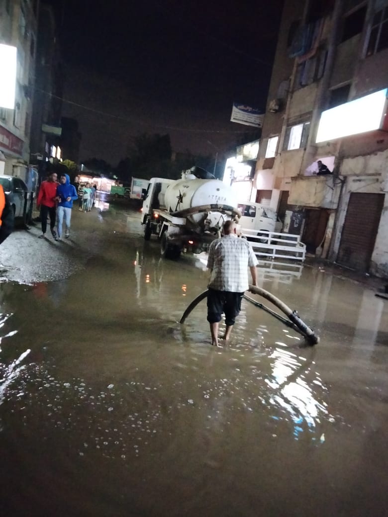 شفط الأمطار من شوارع الجيزة  (6)