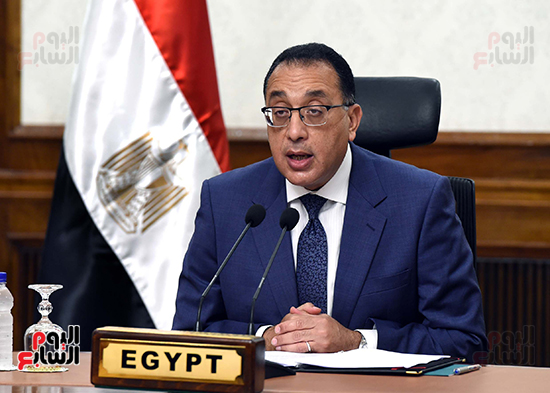 كلمة رئيس الوزراء امام الجمعية المصرية البريطانية للاعمال  (4)
