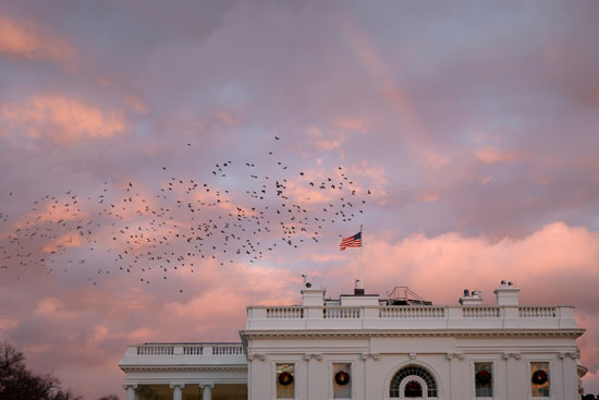 قوس قزح يتعامد فوق البيت الأبيض