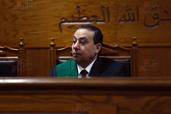 محاكمة محمود عزت بـأحداث مكتب الإرشاد  (13)