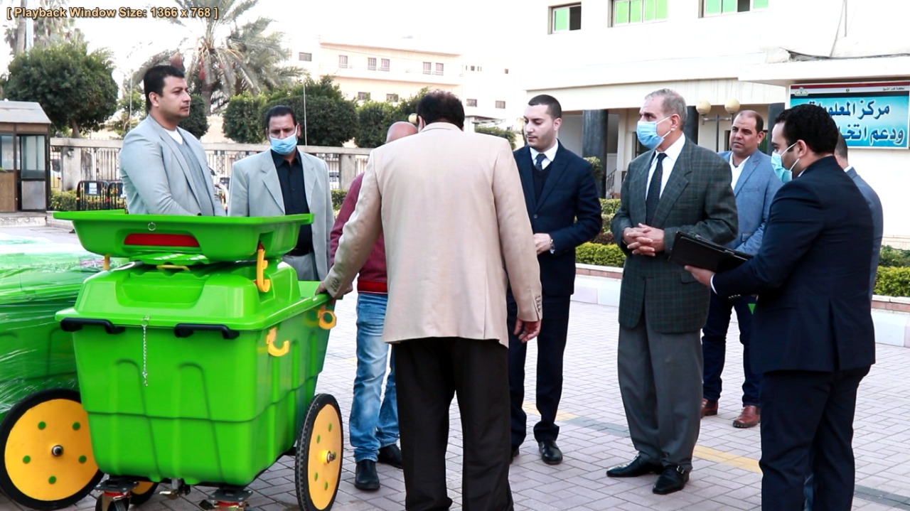 توفير  صناديق نظافة متحركة بكفر الشيخ (2)