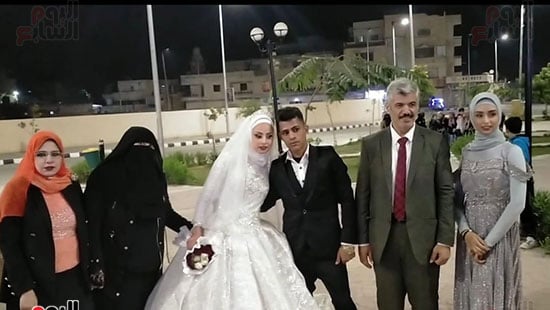 أهالى-شمال-سيناء-يتكفلون-بحفل-زفاف-كفيفين-بالعريش-(25)