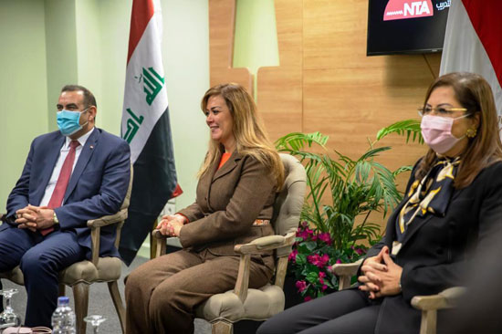 الأكاديمية الوطنية للتدريب تستقبل وزيرة التخطيط ونظيرها من دولة العراق (7)