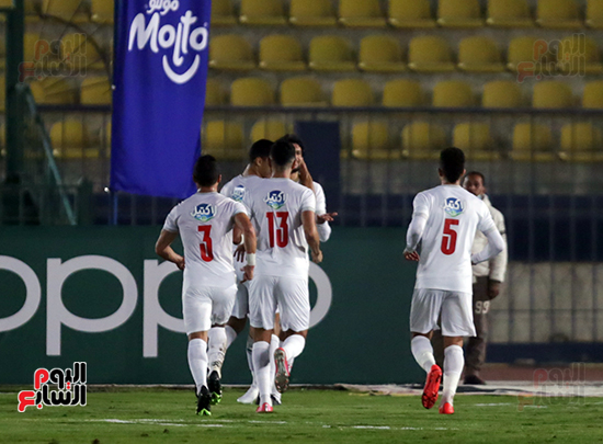 فرحة لاعبى الزمالك بهدف محمود علاء
