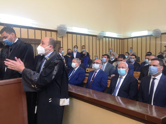 وزير العدل ومحافظ بورسعيد يشهدان أول جلسة إلكترونية بمجمع المحاكم (5)