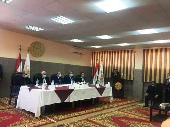 افتتاح قاعة مجمع المحاكم بحى الشرق (7)