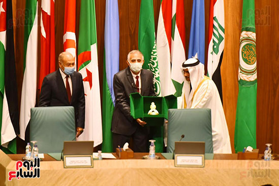 أعضاء البرلمان العربي (40)