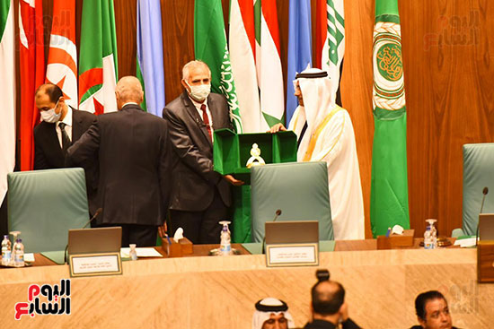 أعضاء البرلمان العربي (43)