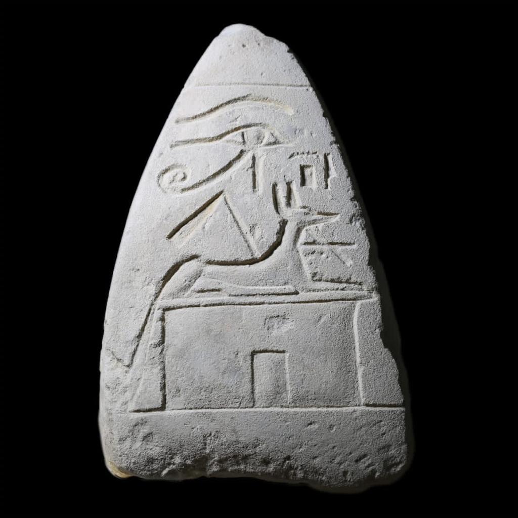قطعة هريم من الحجر الرملى مكتشف بجبانة العساسيف الأثرية