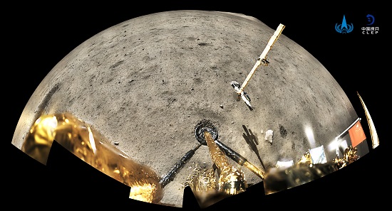 لقطة من داخل المسبار على القمر