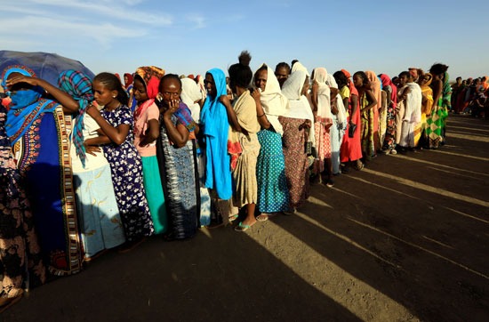 أعداد كبيرة من اللاجئين الإثيوبية على الحدود مع السودان