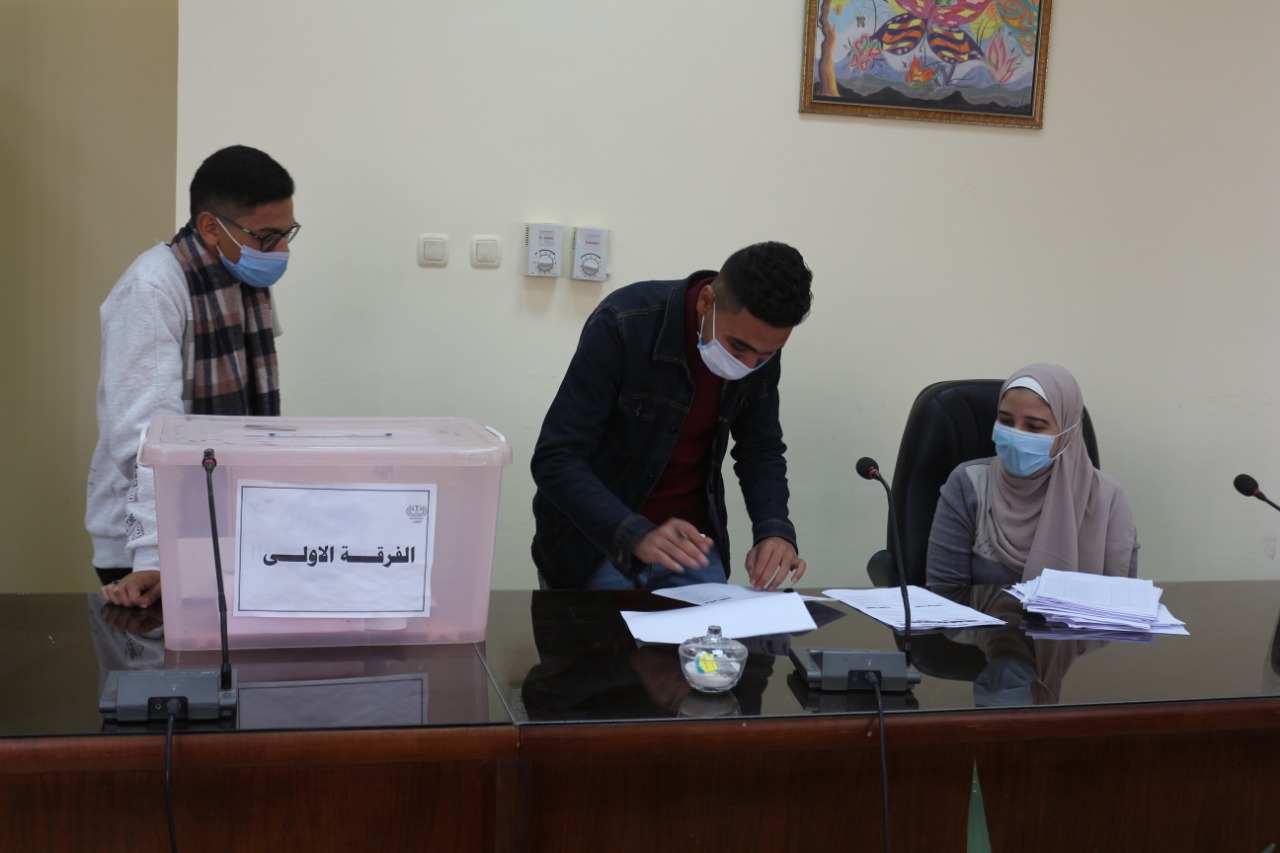 انتخابات اتحاد الطلاب بجامعة المنصورة (15)