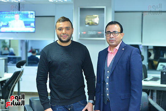 رامى صبرى مع الكاتب الصحفى دندراوى الهوارى رئيس التحرير التنفيذى