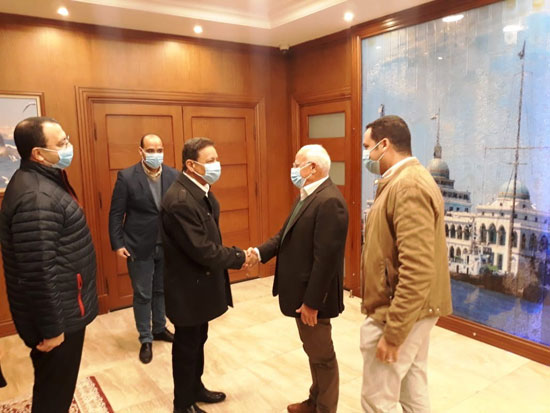 محافظ بورسعيد يستقبل رئيس الأعلى للإعلام (3)