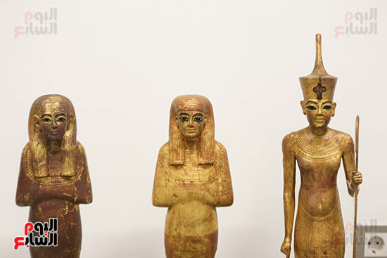 مجموعة تماثيل للملك توت