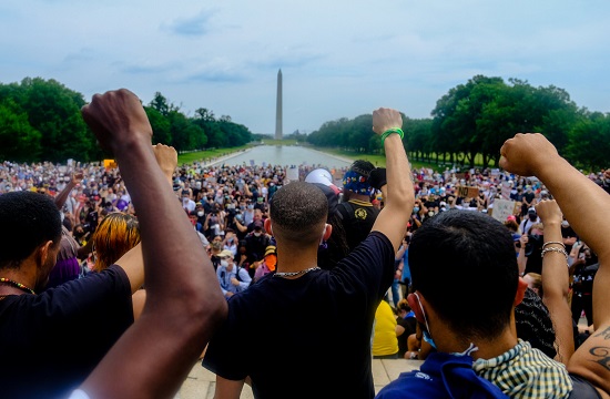 نصف مليون شخص للاحتجاج على العنصرية في أمريكا