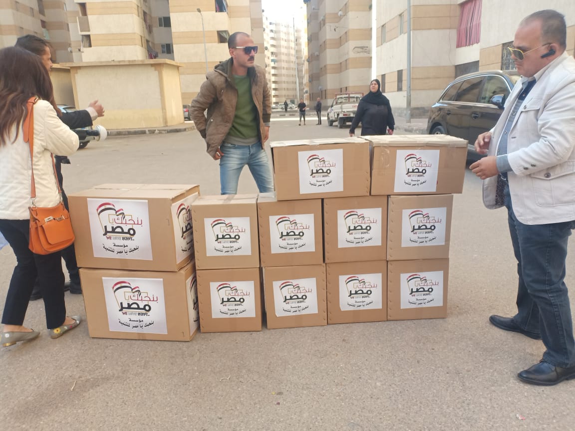 توزيع هدايا على أطفال بشائر الخير بالإسكندرية (4)