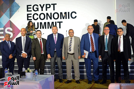 مؤتمر القمة الاقتصادية (6)