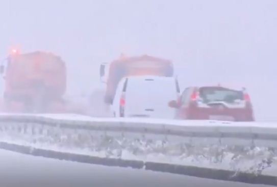 الثلوج تغطى الطرقات فى كرواتيا