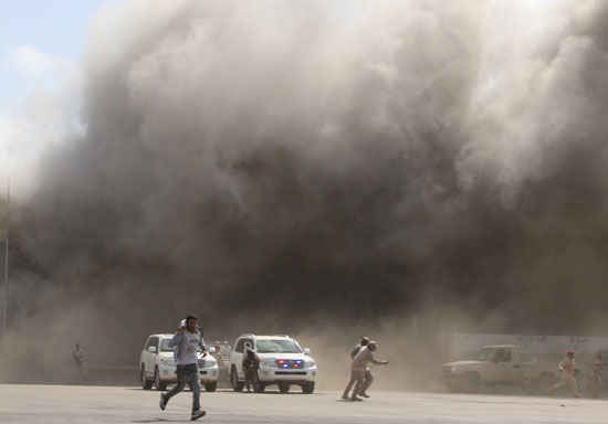 انفجار مطار عدن (7)