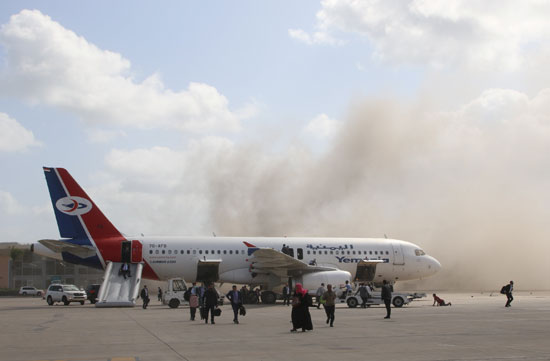 انفجار مطار عدن (6)