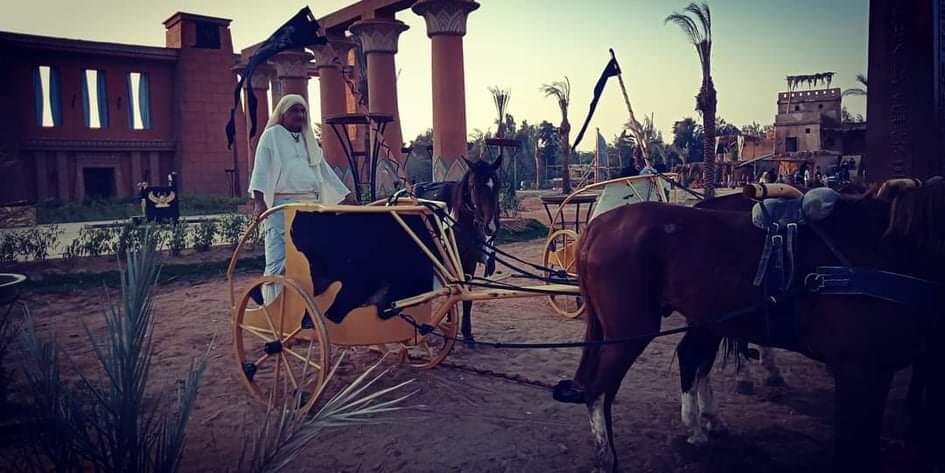 ننشر صور من لوكيشن تصوير مسلسل &quot;الملك&quot; لـ عمرو يوسف اليوم السابع