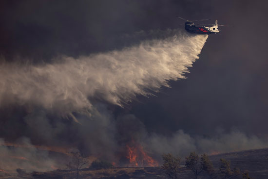 تجدد الحرائق فى غابات كاليفورنيا والنيران تلتهم مساحات واسعة (4)