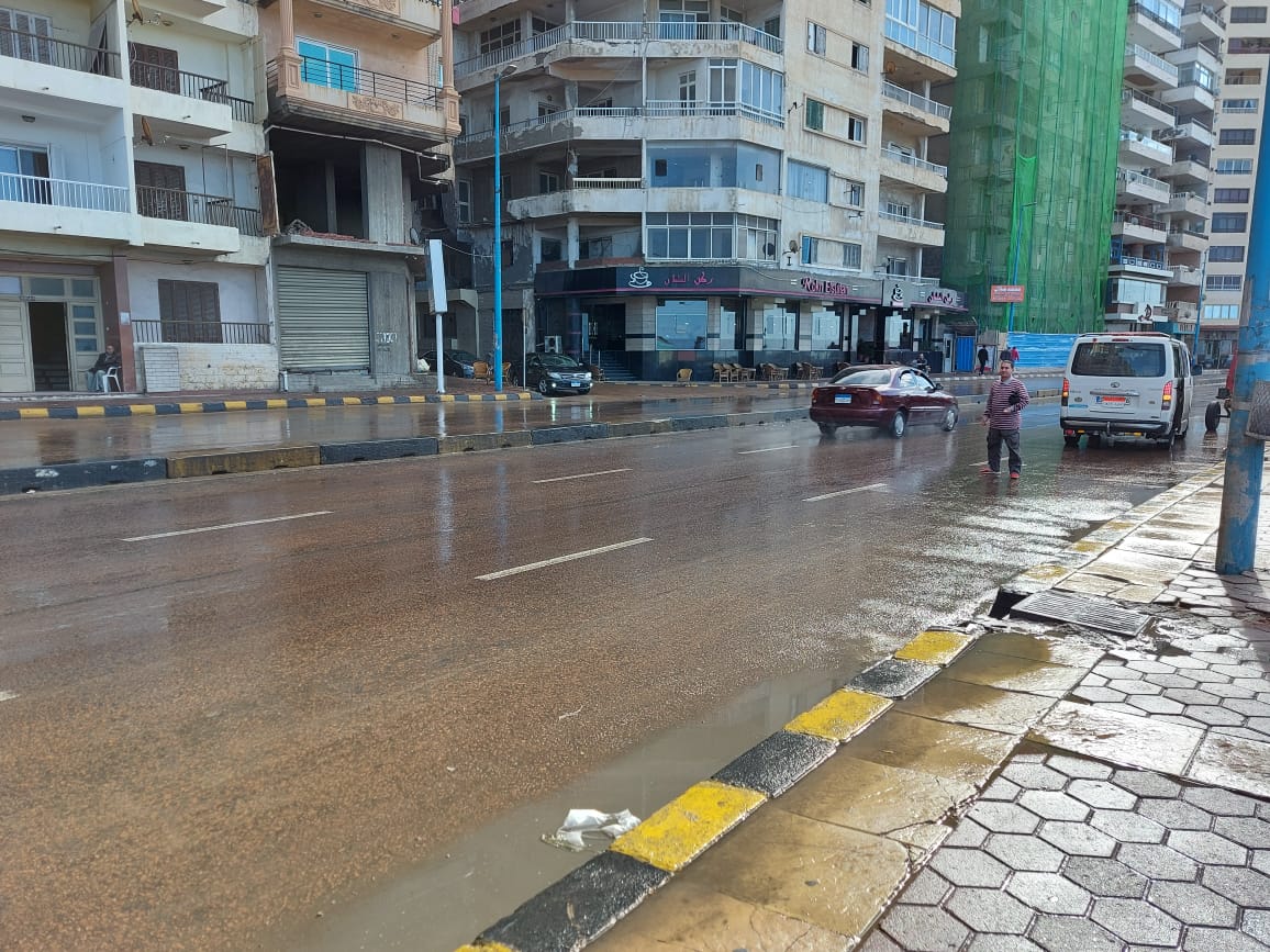 أمطار غزيرة تضرب الإسكندرية (7)